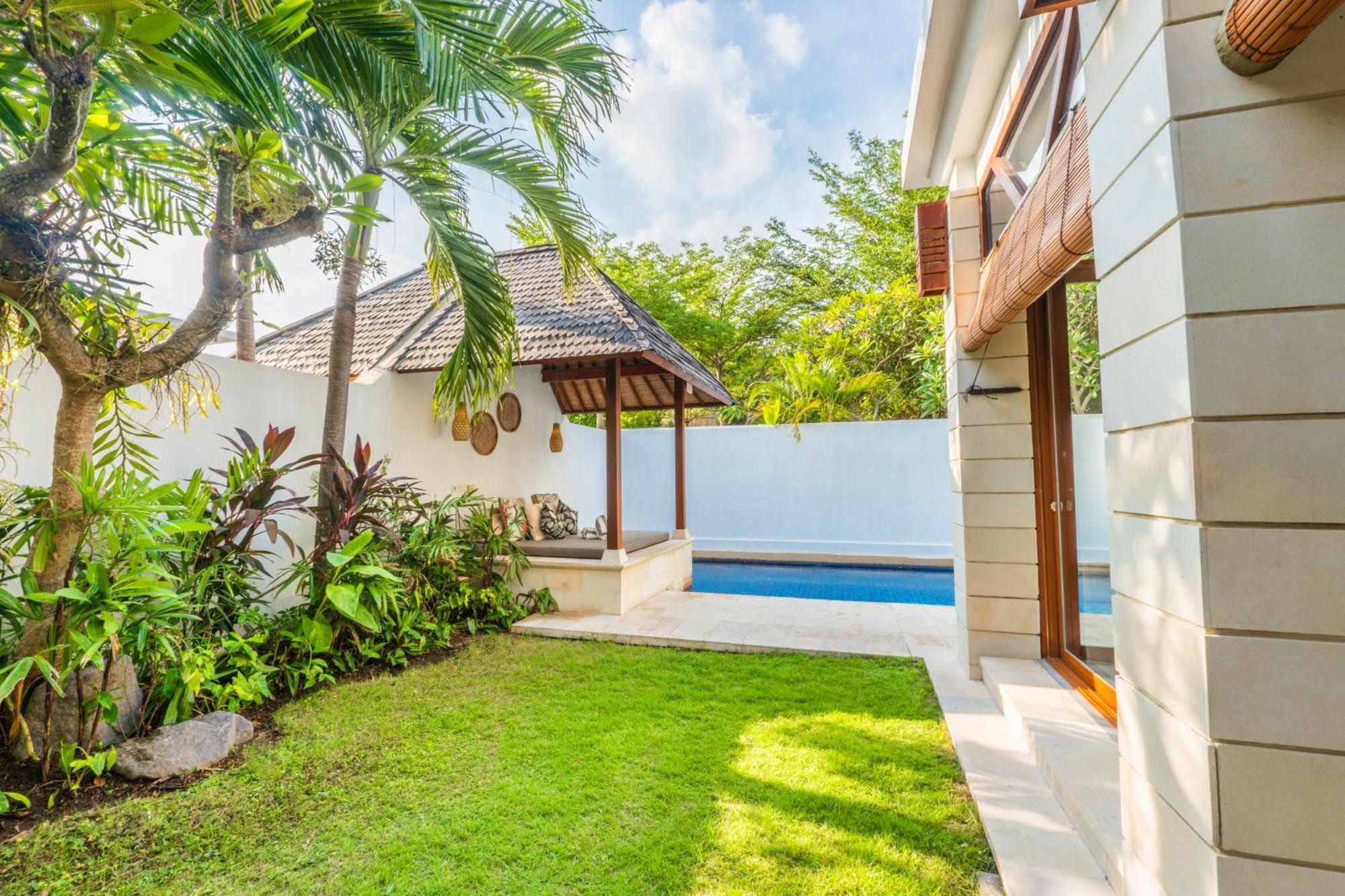 Villa Escape *